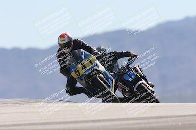 media/Oct-13-2025-Moto Forza (Mon) [[a66d839500]]/3-B Group/Session 4 (Turn 9)/